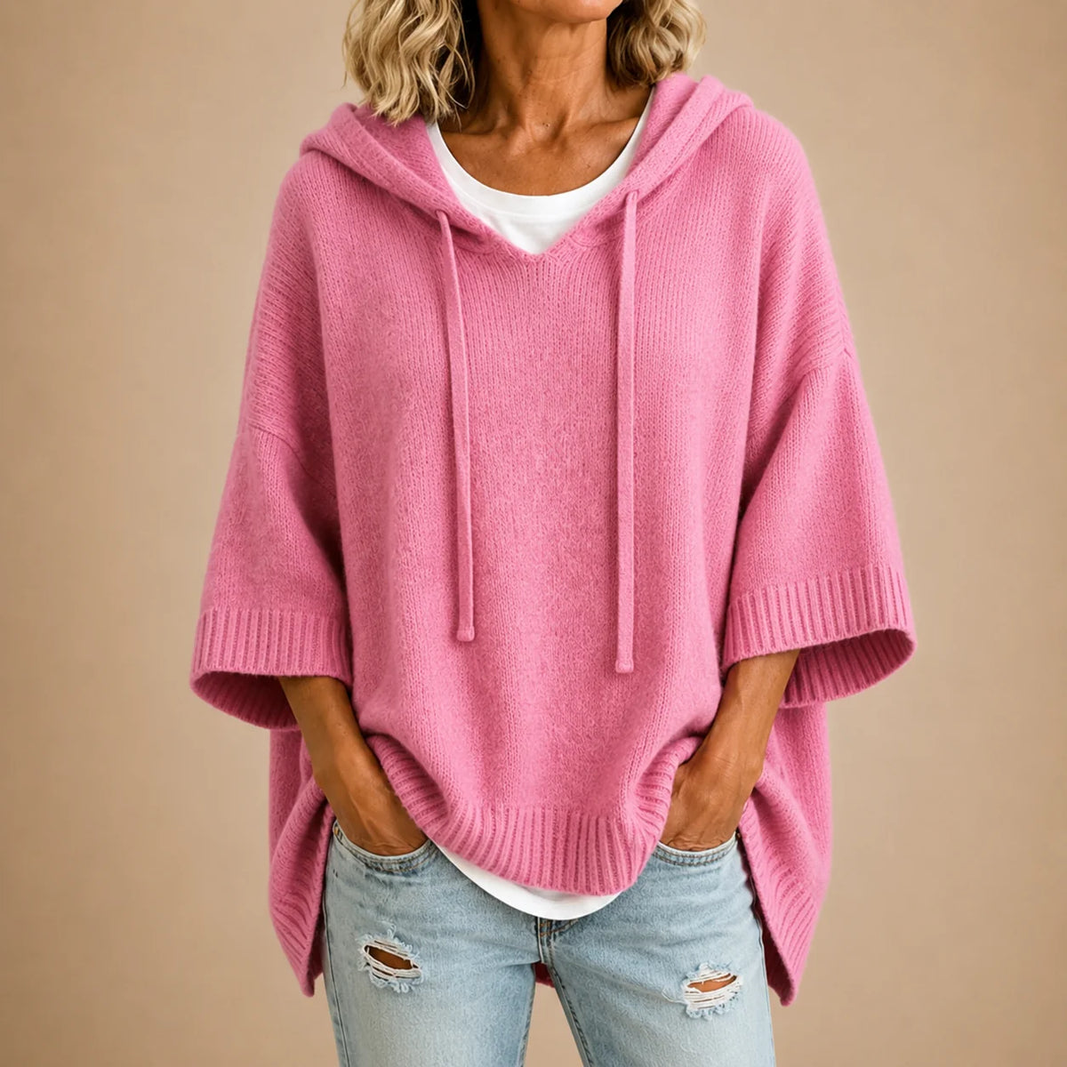 Ottavia | Poncho in maglia con cappuccio e manica a tre quarti