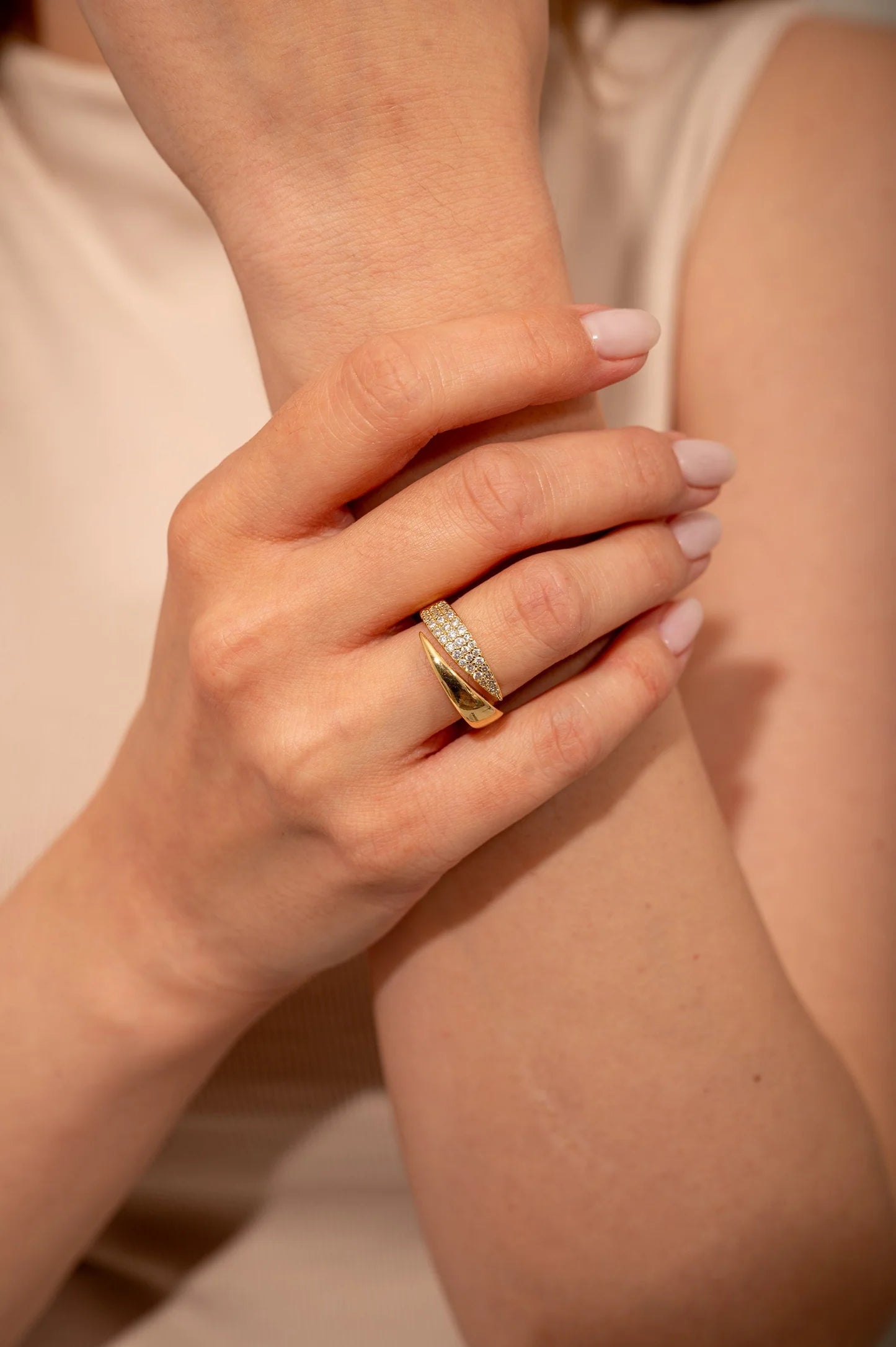 Maddalena | anello con pietre scintillanti