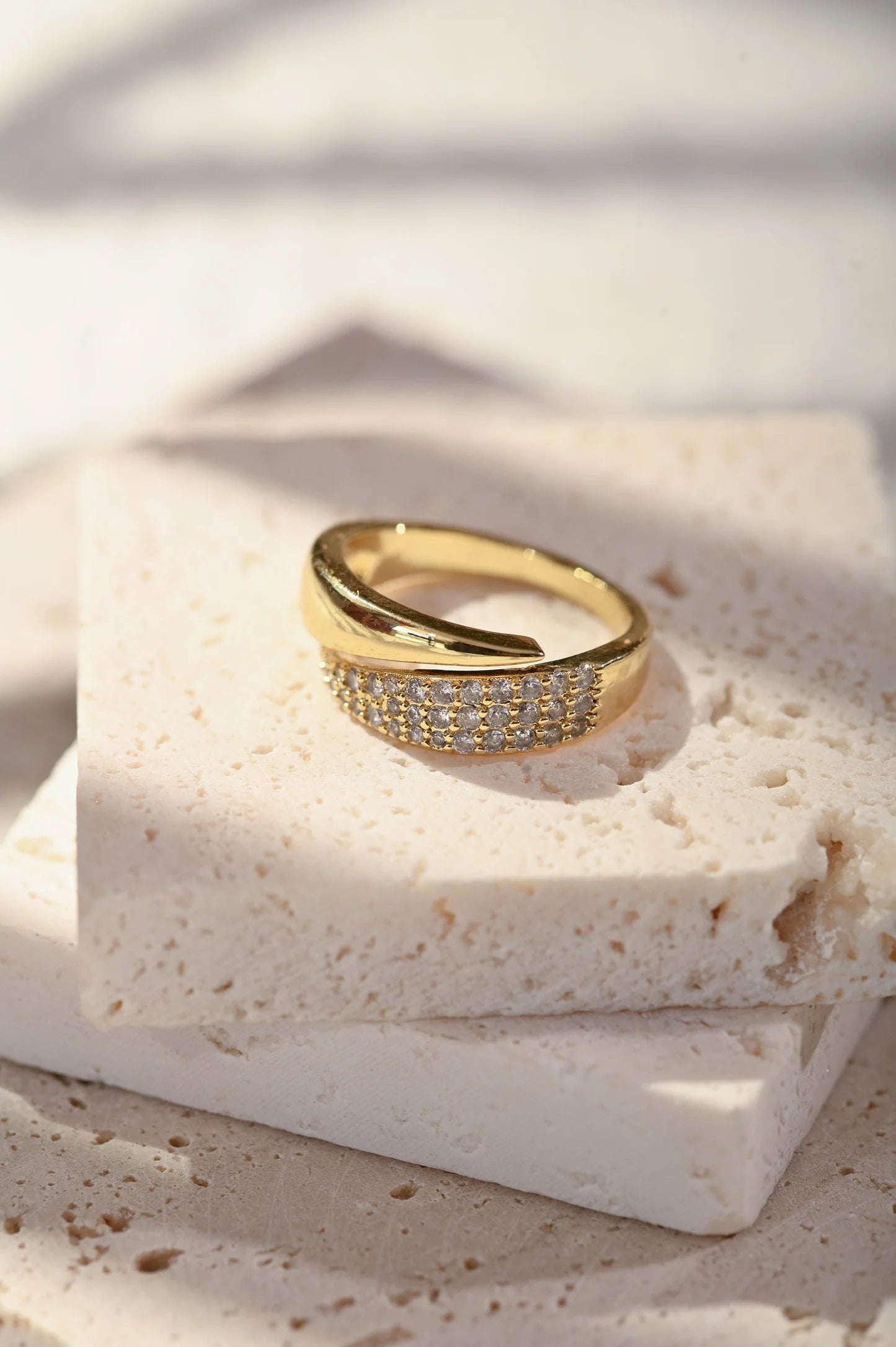 Maddalena | anello con pietre scintillanti